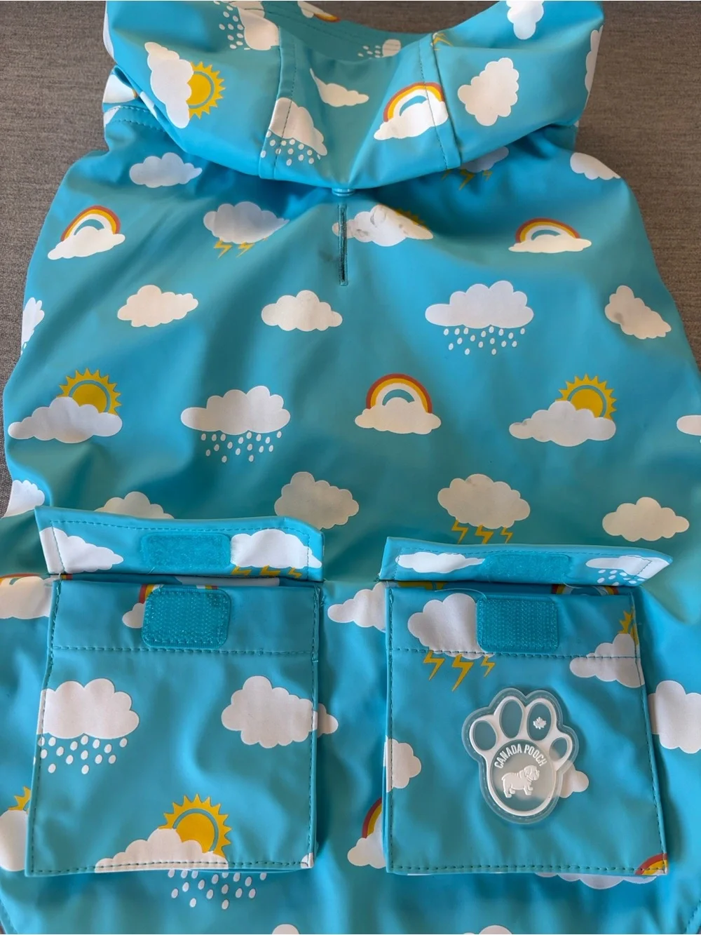 Canada Pooch Color Changing Cloud Dog Raincoat with Hood